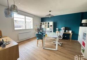 Location bureau Bordeaux - Proche tram A et centre-ville