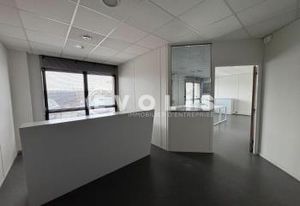 Location bureaux Dury - Proche Amiens et autoroutes A1, A16, A29