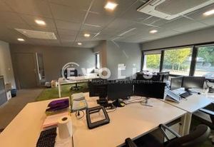Bureaux à louer Glisy - Accès rapide et prestations complètes