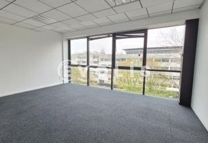 Location bureaux Chelles - Gare RER E et bus