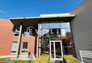 Location bureaux Magny-le-Hongre - Proche RER A et autoroute A4