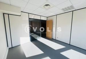 Location bureaux Magny-le-Hongre - Proche RER A et autoroute A4
