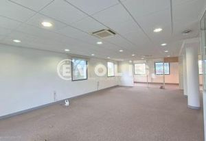 Location bureaux Magny-le-Hongre - Proche A4, RER et aéroport CDG
