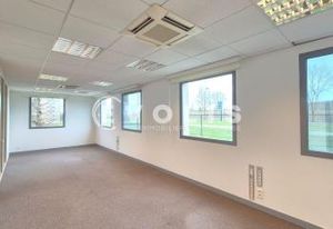 Location bureaux Magny-le-Hongre - Proche A4, RER et aéroport CDG