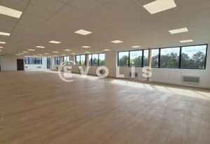 Location bureaux Serris - Proche autoroute A4 et RER