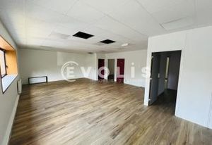 Bureaux à louer Savigny-le-Temple - Proche gare RER D et bus