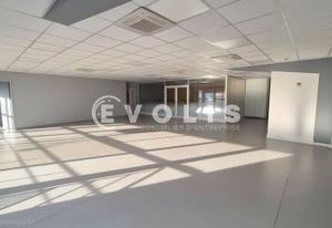 Location bureaux Chelles - Proche A104, bus et gare