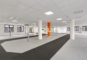 Location bureaux Chessy - Proche RER A et gare TGV