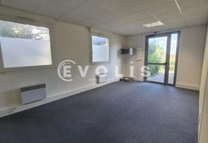 Location bureau Magny-le-Hongre - Proche A4 et RER A
