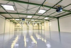Location local d'activité Saint-Thibault-des-Vignes - Proche Francilienne N104