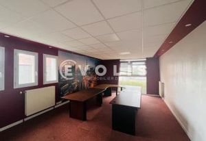 Location bureaux Savigny-le-Temple - Proche RER D et A5