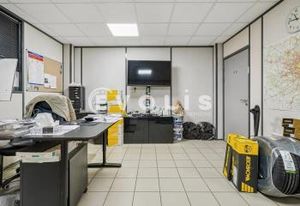 Location bureau Créteil - Proche métro Pointe du Lac et A86