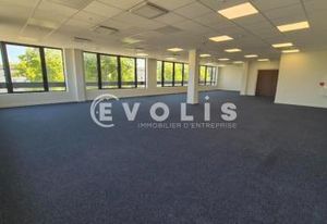Location bureaux Chessy - Proche RER A Val d'Europe