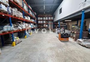 À vendre bâtiment indépendant Savigny-le-Temple - Proche A5