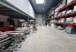 À vendre bâtiment indépendant Savigny-le-Temple - Proche A5