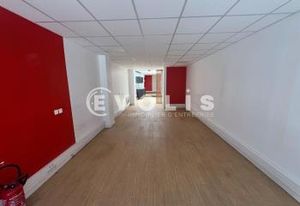 Location local commercial Melun centre-ville - Prêt à l'emploi
