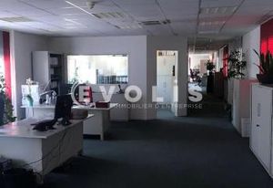 Bureaux à louer Saint-Soupplets - Proche N2, N330 et aéroport Roissy