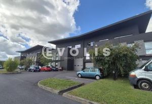 Location bureaux Ferrières-en-Brie - Proche A4 et RER Bussy Saint-Georges