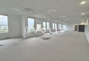 Bureaux à louer Chessy - RER, TGV, A4 et centre commercial