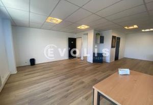 Location bureaux Neuilly-Plaisance - Proche RER A et A4/A86