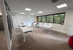Bureaux à louer Champs-sur-Marne - RER A, A4 et futur Grand Paris Express