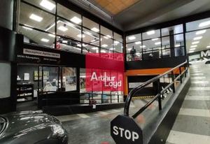 Location local commercial 1950 m² Grenoble centre-ville