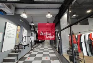 Location local commercial 1950 m² Grenoble centre-ville