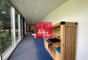 Location bureaux Eybens, proche autoroute et transports en commun