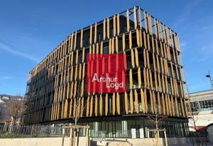 Location bureaux Grenoble - Zone Bouchayer-Viallet, tram et bus