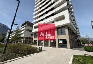Locaux d'activité et commerces à vendre Le Pont-de-Claix - Proche A480