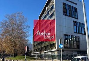Location bureaux Grenoble - Proche tram, bus et gare