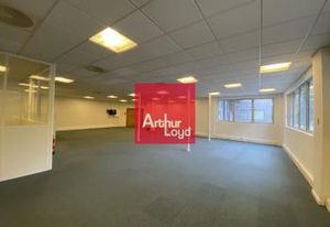 Bureaux à louer Moirans - Proche A48, gare et bus