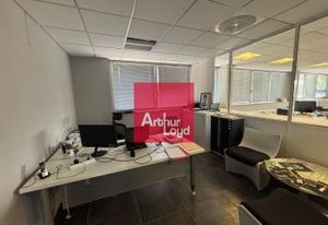 Location bureaux Moirans - Proche gare, bus et A48