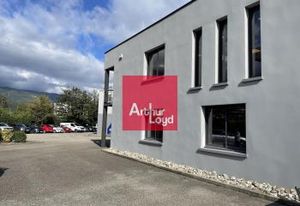 Location bureaux Echirolles - Tram A à 600 m, accès autoroute