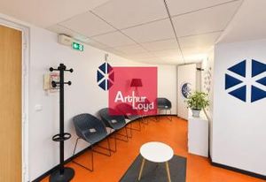 Vente bureaux Meylan - 1er étage, parking et stockage inclus