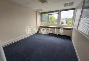 Location bureaux Igny - Proche bus, RER, autoroutes et Grand Paris Express