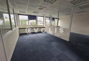 Location bureaux Igny - Proche bus, RER, autoroutes et Grand Paris Express