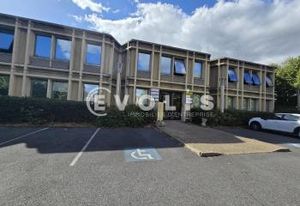 Location bureaux Saint-Aubin - Proximité transports et commerces
