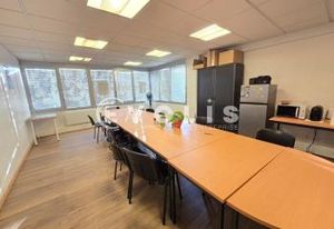 Location bureaux Massy - Proche transports en commun