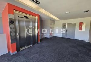 Bureaux à vendre Orsay - Proche transports et RER B