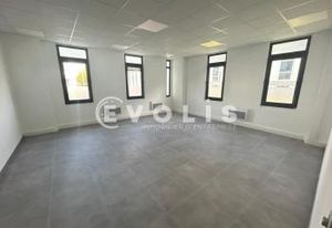 Location bureaux et locaux Évry-Courcouronnes - RER D, T12 et A6