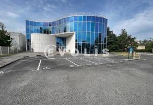 Location local d'activité Evry-Courcouronnes - Mixte bureaux/activités
