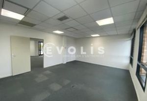 Location bureaux Massy - Proche RER, bus et Grand Paris Express