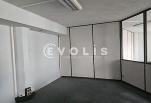 Location bureaux Saint-Aubin - Proche bus lignes 9, 11, S9, 91-10, 91-06