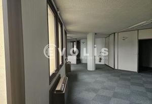 Location bureaux Saint-Aubin - Proche bus lignes 9, 11, S9, 91-10, 91-06