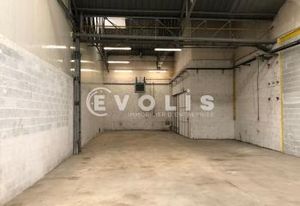 Location local d'activité Villeneuve-le-Roi - Proche RER C et A86