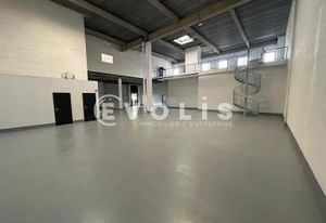 Location locaux d'activité et bureaux Lisses - Accès RER D et A6
