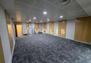 Location bureaux Evry-Courcouronnes - Proche RER, Tram et SNCF