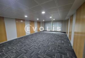 Location bureaux Evry-Courcouronnes - Proche RER, Tram et SNCF