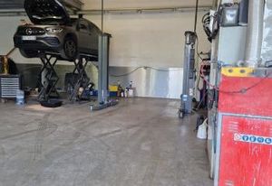 Local d'activité à vendre Saint-Ouen-l'Aumône - Hauteur 7,5 m